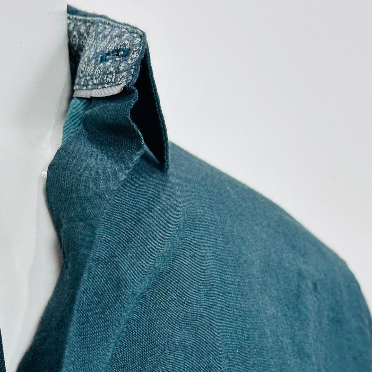 Next Signature | Size Chest: 27 - Sleeve: 27 | XXL