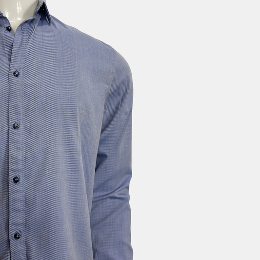 Zara Men Slim Fit | Size Chest: 22 - Sleeve: 25 | Medium