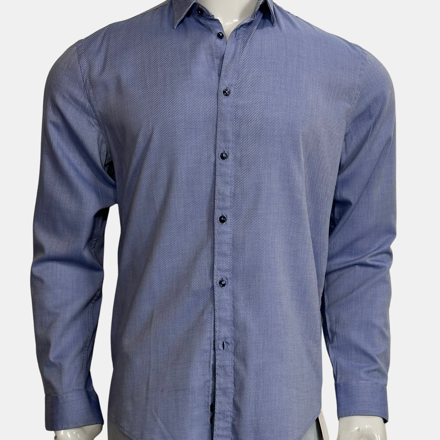 Zara Men Slim Fit | Size Chest: 22 - Sleeve: 25 | Medium