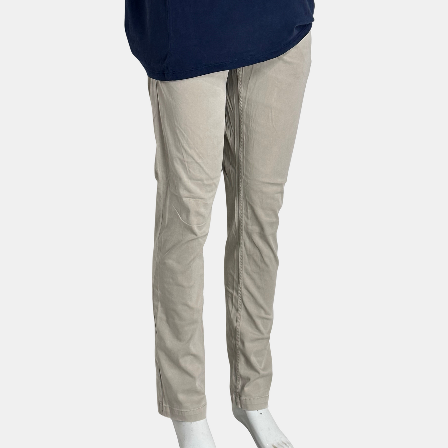 Hugo Boss | Size Waist: 34 - 36 | Length: 41