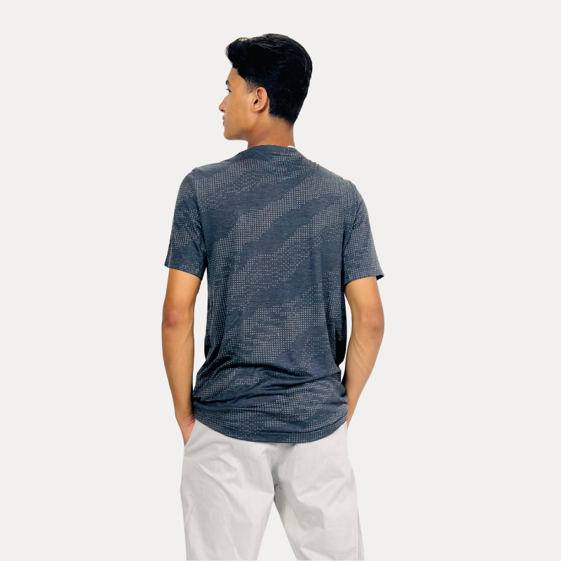 Adidas Grey Tri-Fit T Shirt | Size: Medium