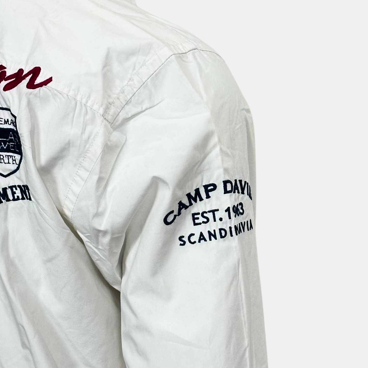 Camp David Shirt | Size Chest: 24 - Sleeve: 26 | XL