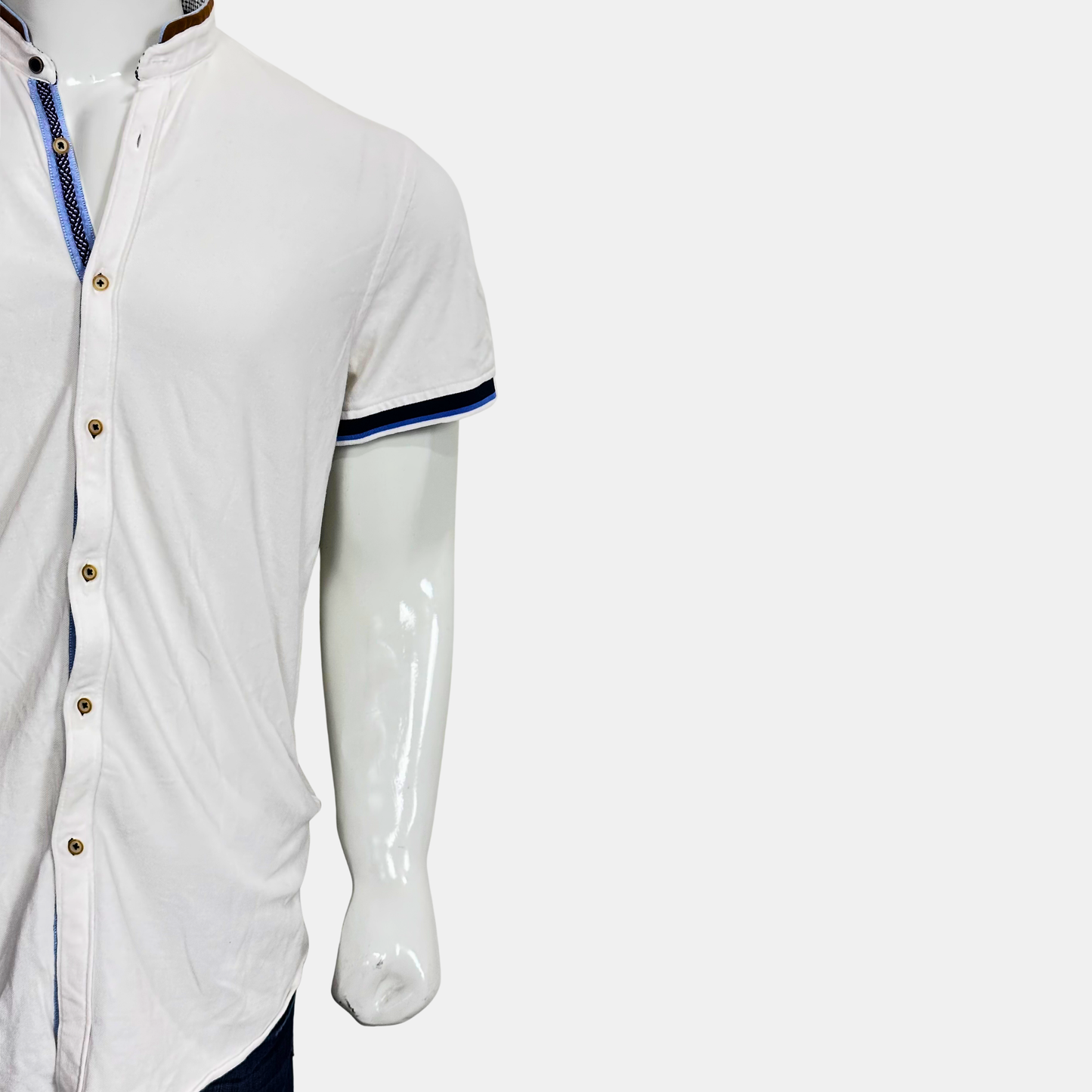 Zara Men Half Sleeve Shirt | Size Chest: 22 - Length: 31 | Large