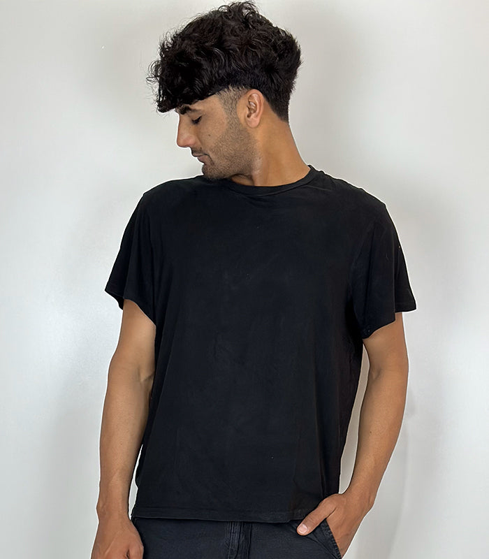 H&M Black Tee | Size: Large