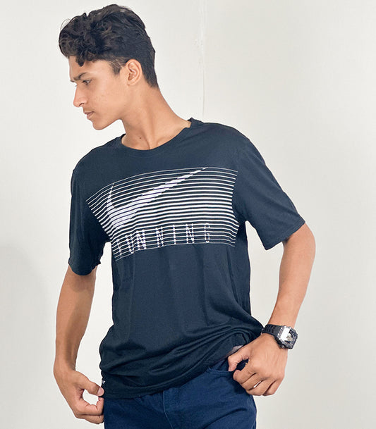 Nike Dry Fit UV Running T Shirt | Size: Medium